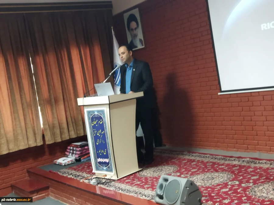 تجلیل از برگزیدگان مسابقات ورزشی درون دانشگاهی همکاران و دانشجویان، تجلیل ازعوامل معاونت دانشجویی و فرهنگی و دانشجویان نمونه خوابگاهی بمناسبت هفته سراهای دانشجویی